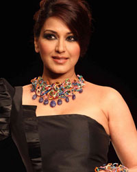 Sonali Bendre